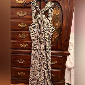 🖤INC International Concepts Tan/Cream Zebra dress